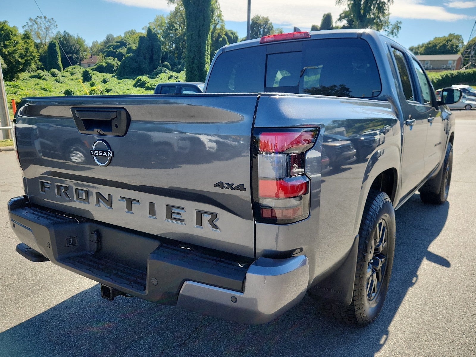 2027 Nissan Frontier Crew Cab SV
