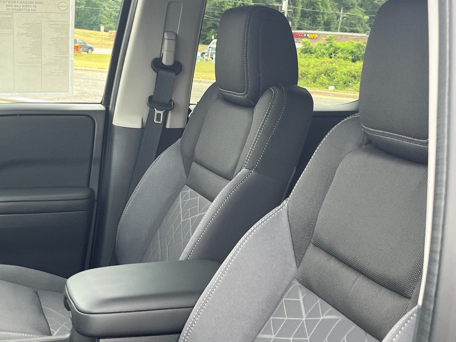 2026 Nissan Frontier Crew Cab SV