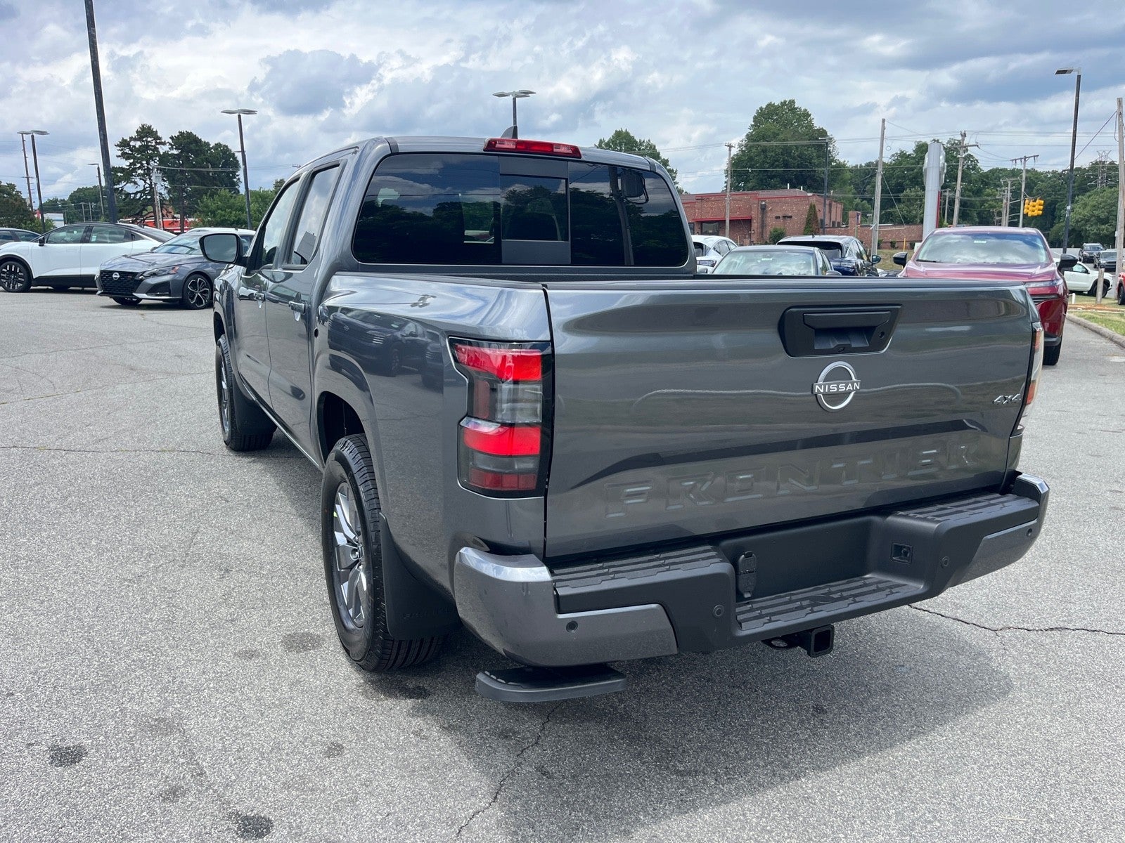 2026 Nissan Frontier Crew Cab SV