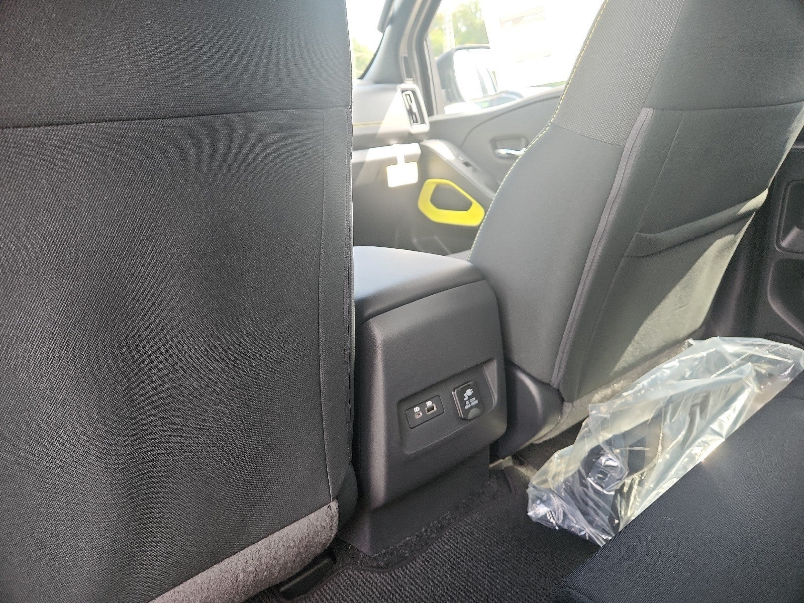 2027 Nissan Frontier Crew Cab SV