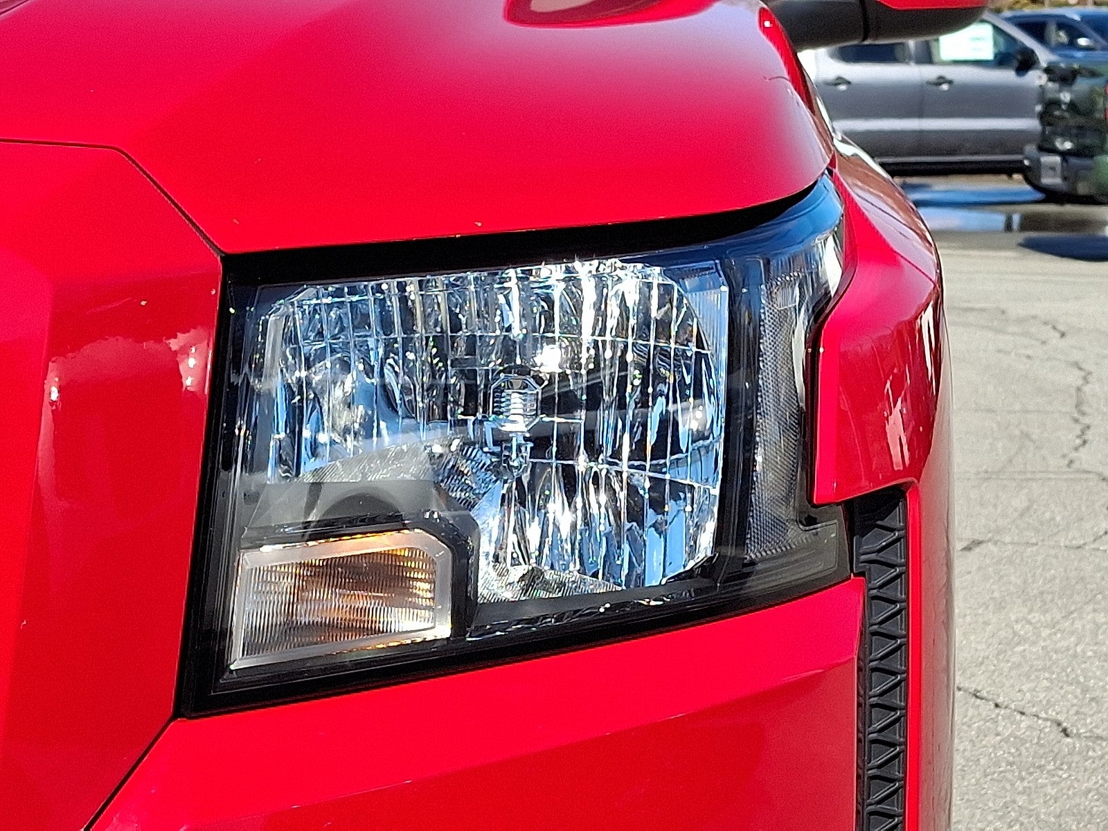 2023 Nissan Frontier SV