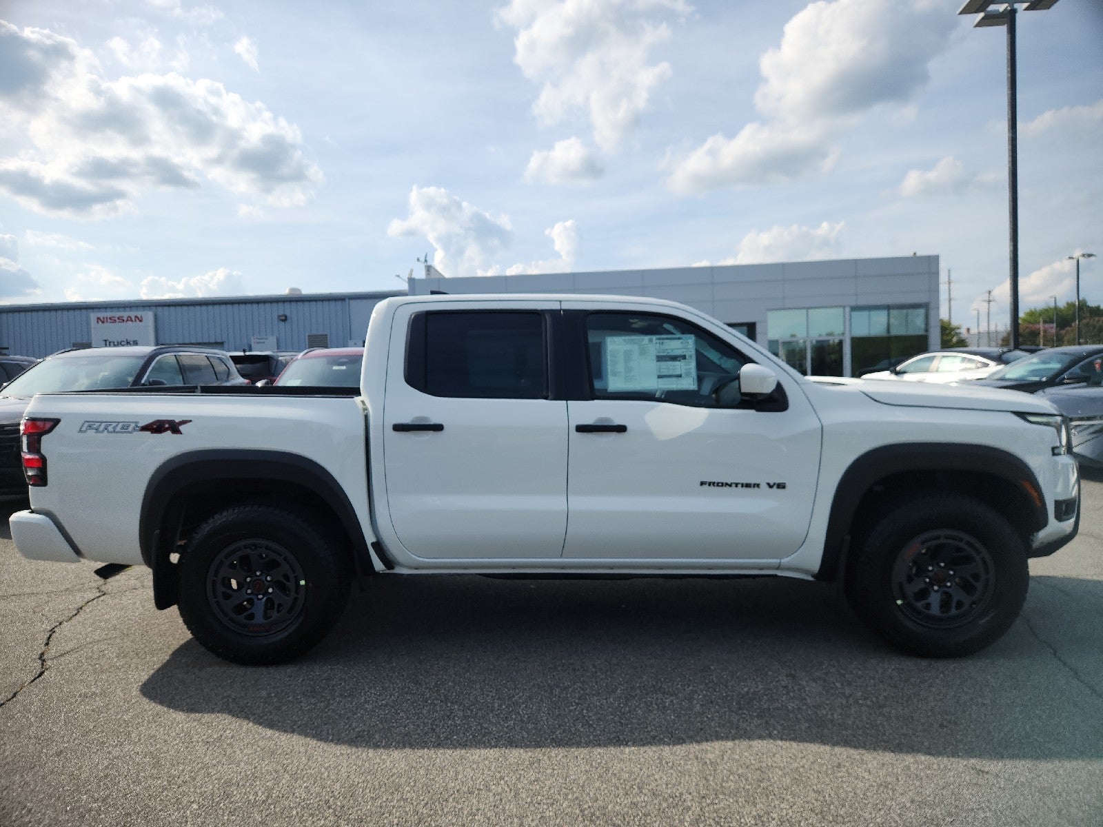 2027 Nissan Frontier Crew Cab PRO-4X®