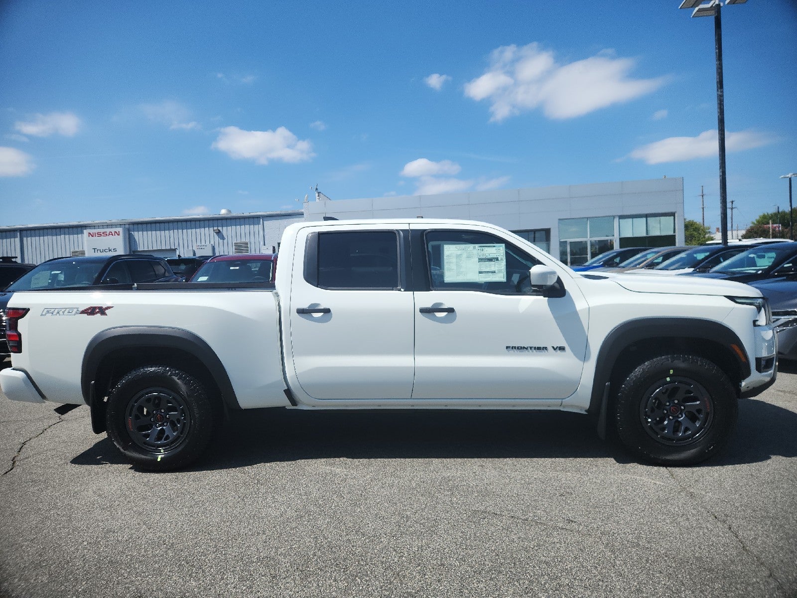 2027 Nissan Frontier Crew Cab PRO-4X® Long Bed