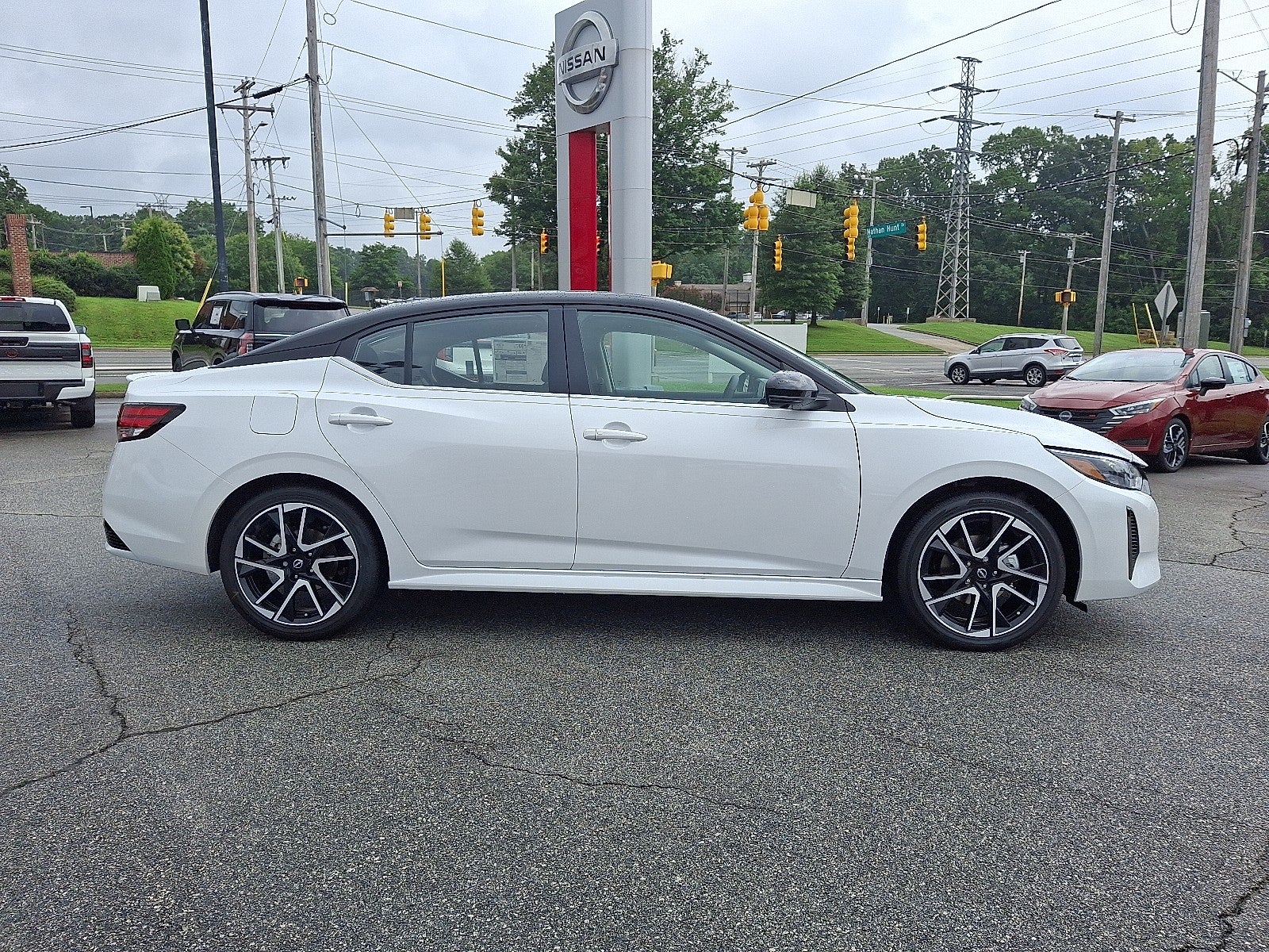 2025 Nissan Sentra SR