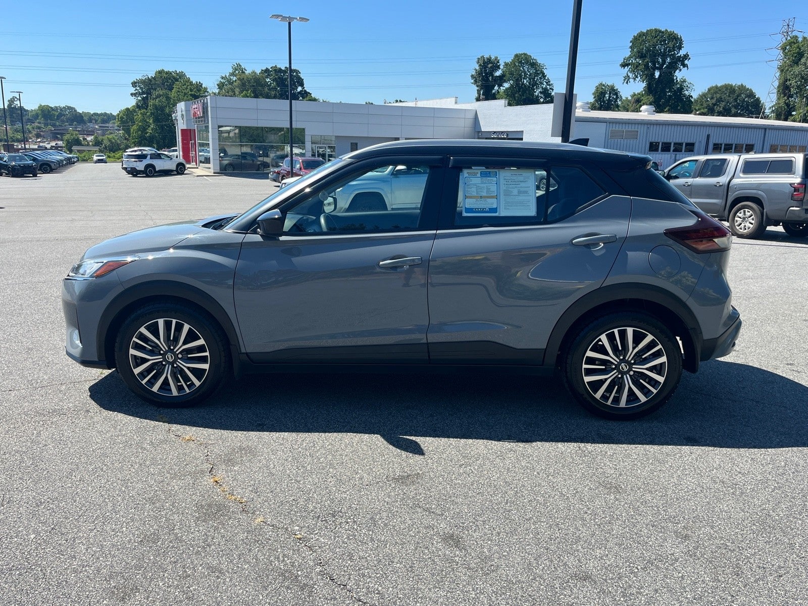 2021 Nissan Kicks SV