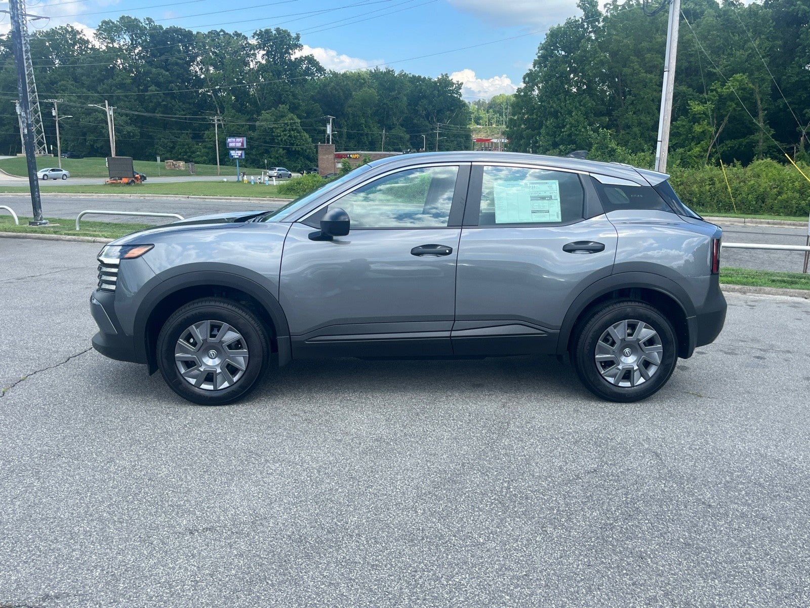 2026 Nissan Kicks S
