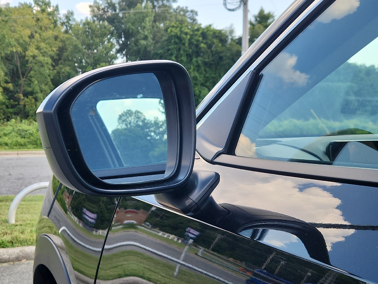 2027 Nissan Kicks S