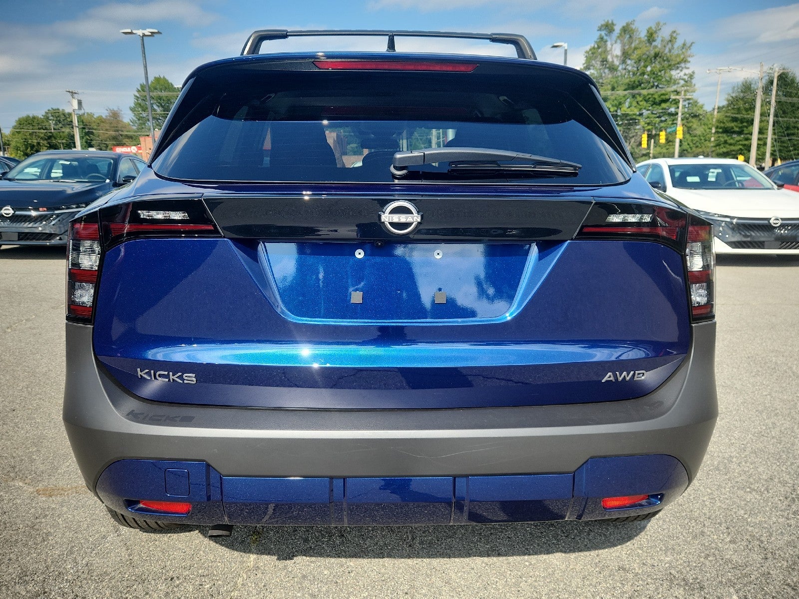 2027 Nissan Kicks SV