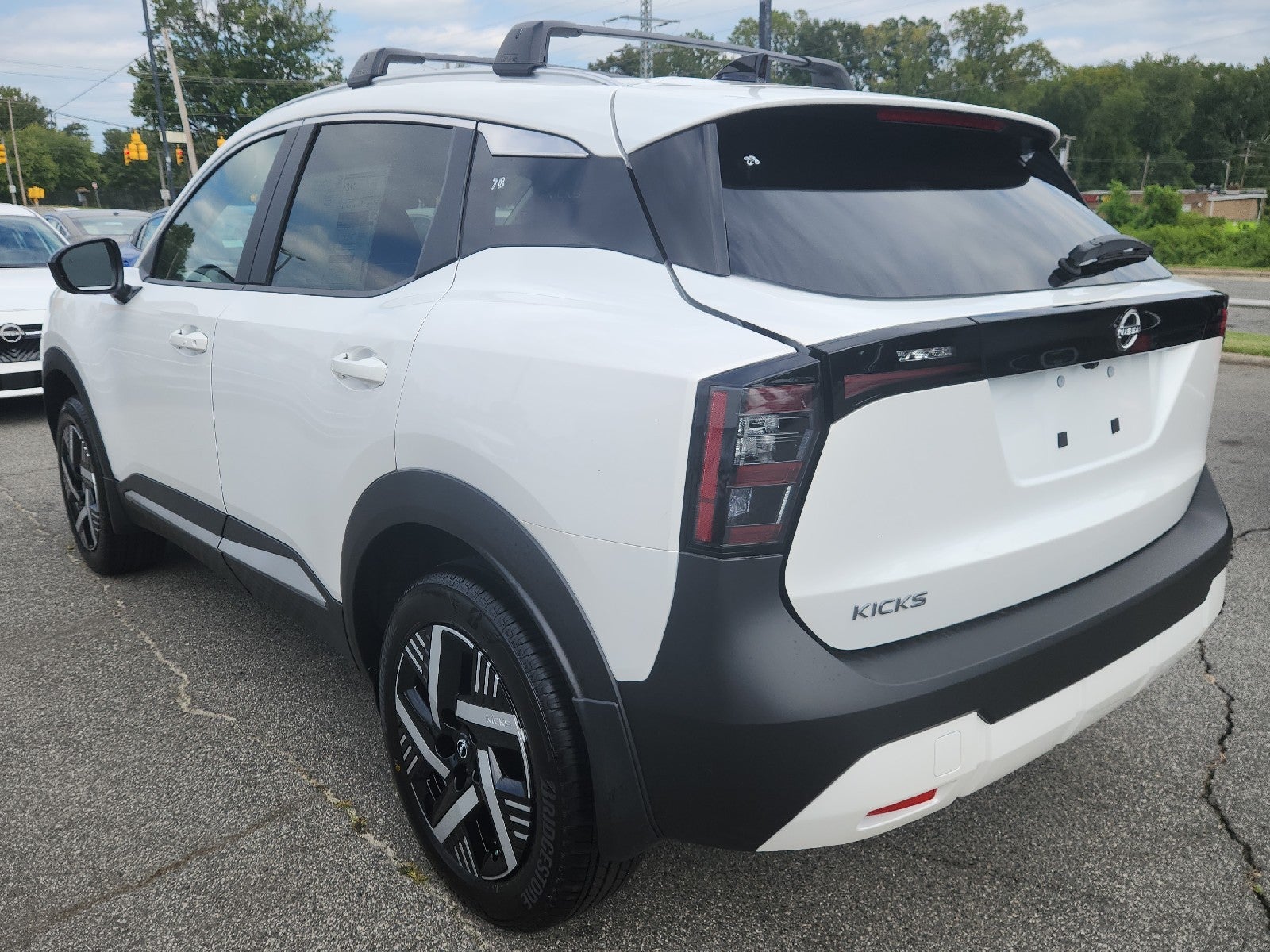 2027 Nissan Kicks SV