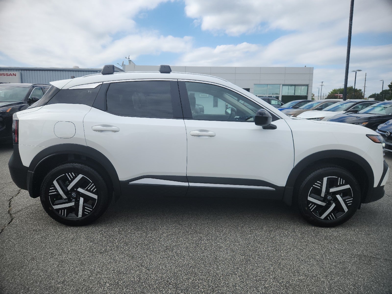 2027 Nissan Kicks SV