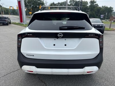 2026 Nissan Kicks SV