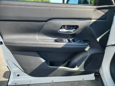 2027 Nissan Kicks SR