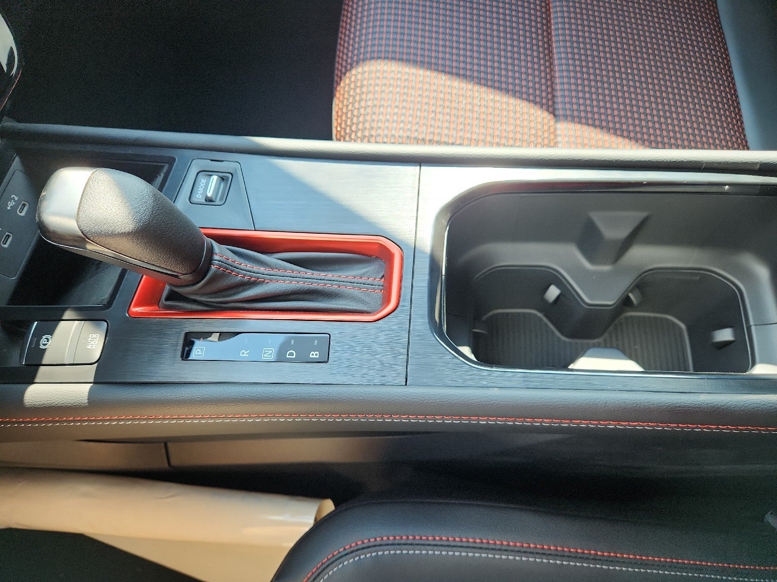 2027 Nissan Kicks SR