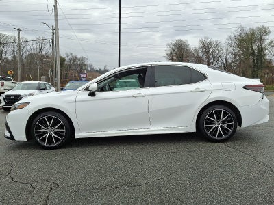 2022 Toyota Camry SE