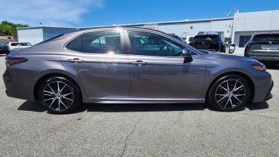 2024 Toyota Camry Hybrid SE Nightshade