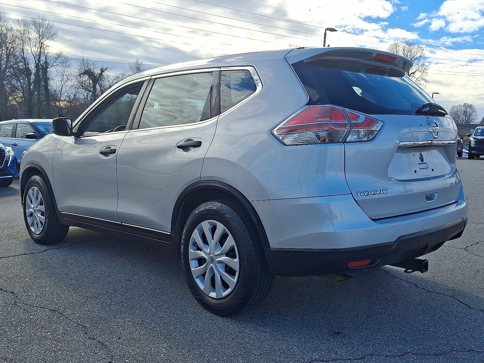 2016 Nissan Rogue S