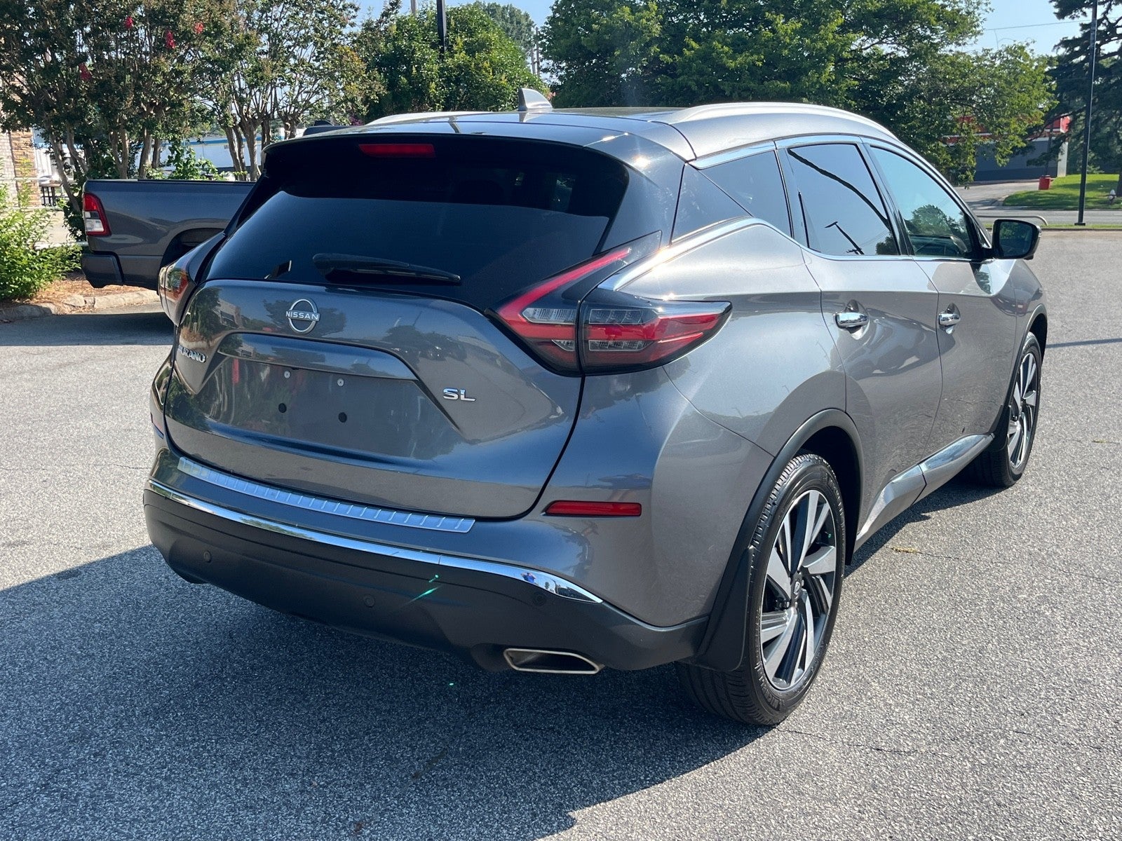 2023 Nissan Murano SL