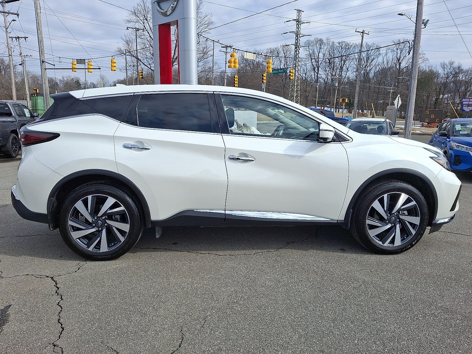 2024 Nissan Murano SL
