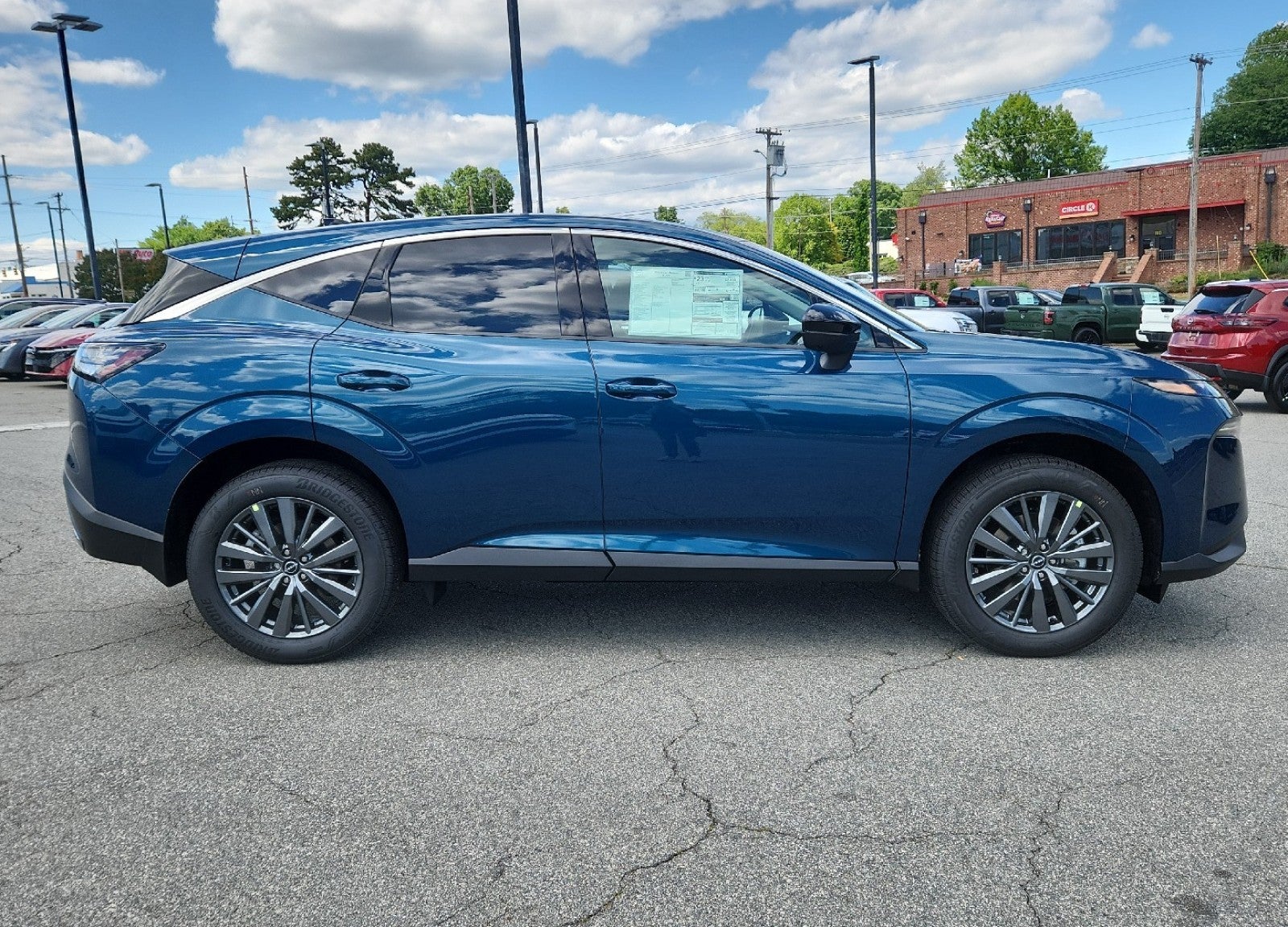 2026 Nissan Murano SL