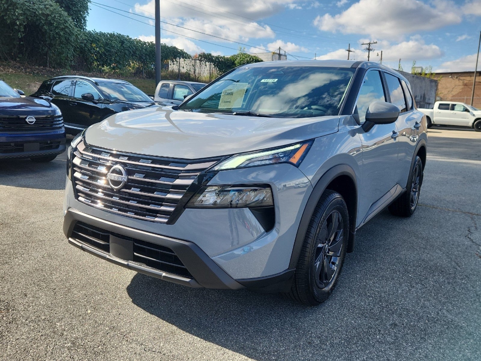 2027 Nissan Rogue SV