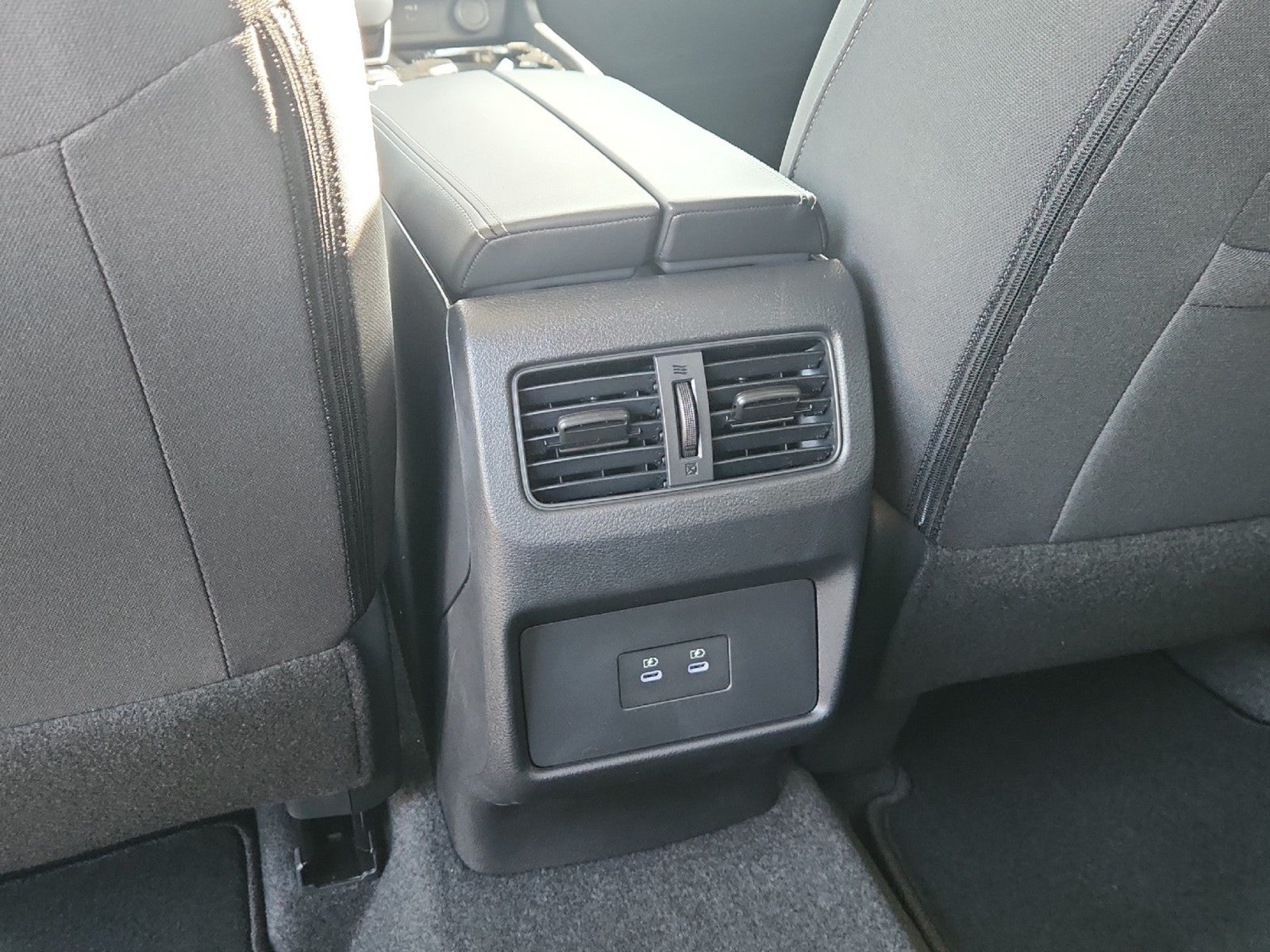2027 Nissan Rogue SV