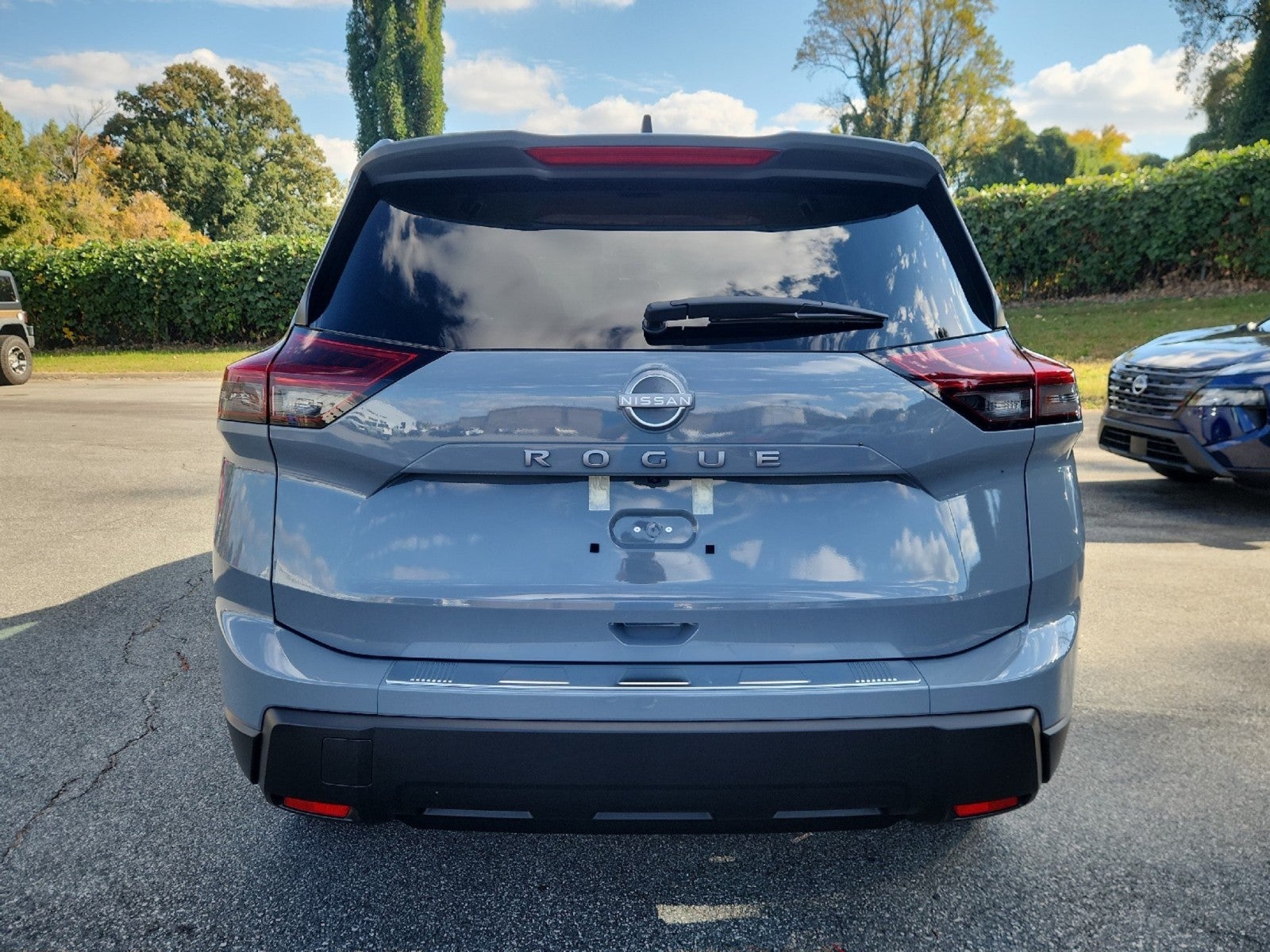 2027 Nissan Rogue SV