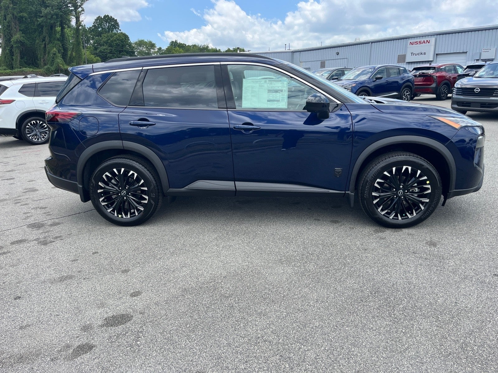 2026 Nissan Rogue Dark Armor™