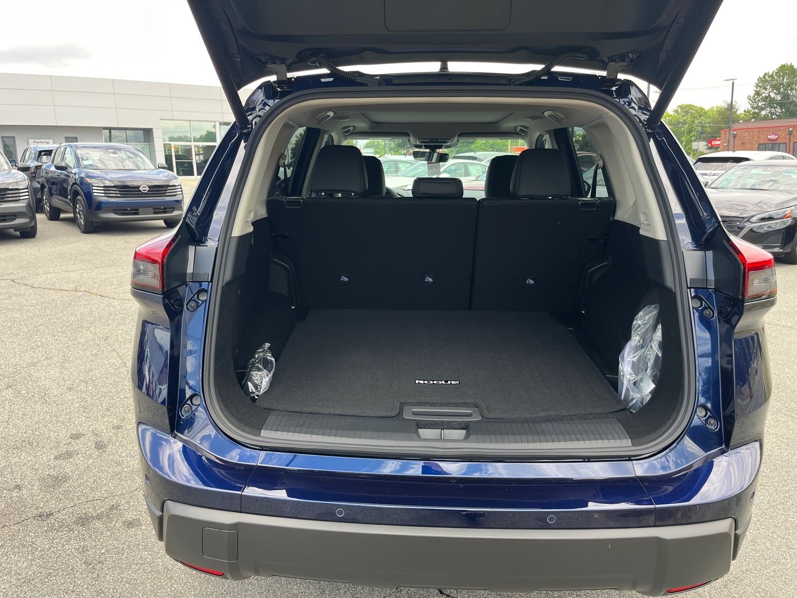 2026 Nissan Rogue Dark Armor™