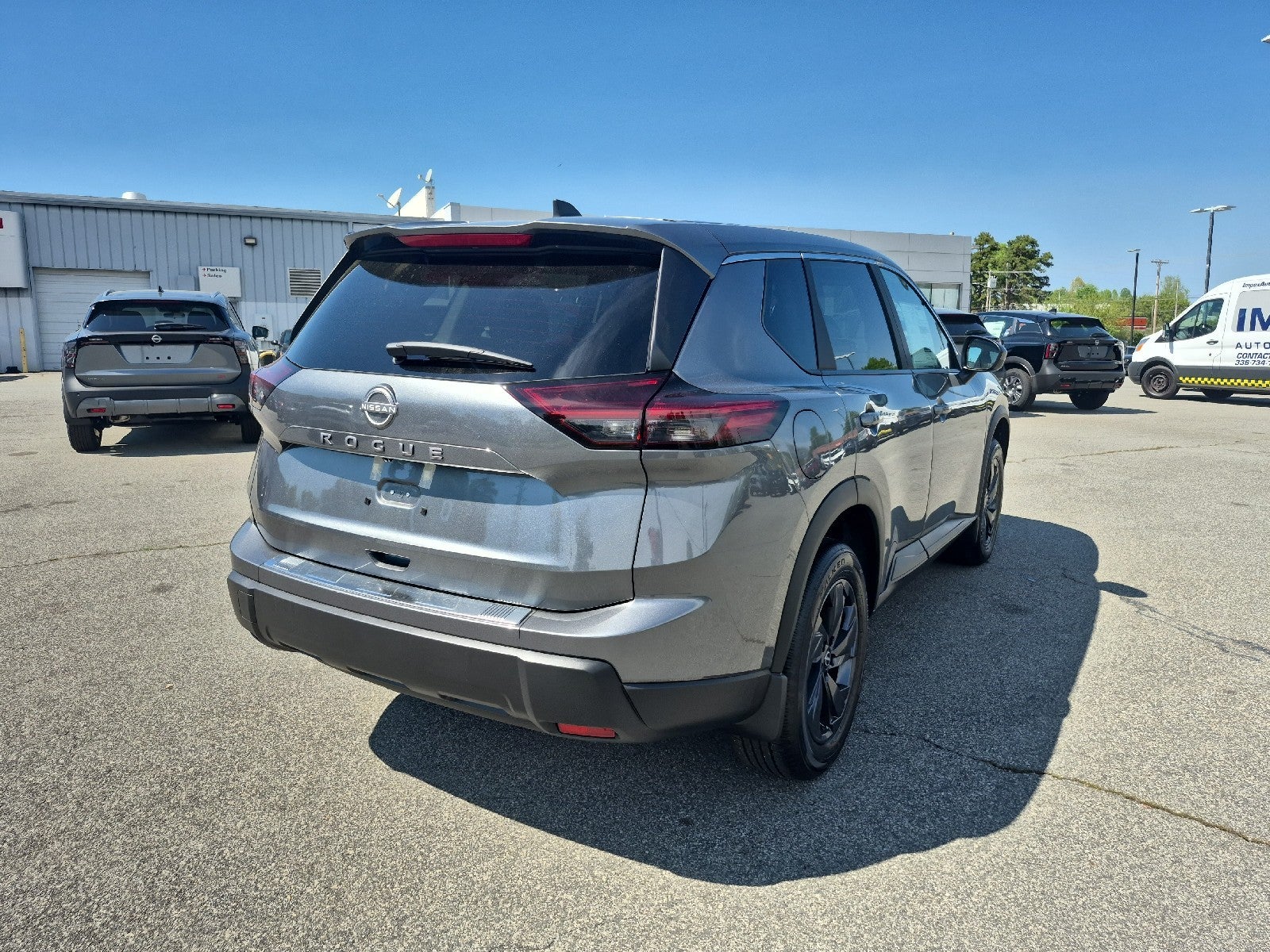2026 Nissan Rogue SV