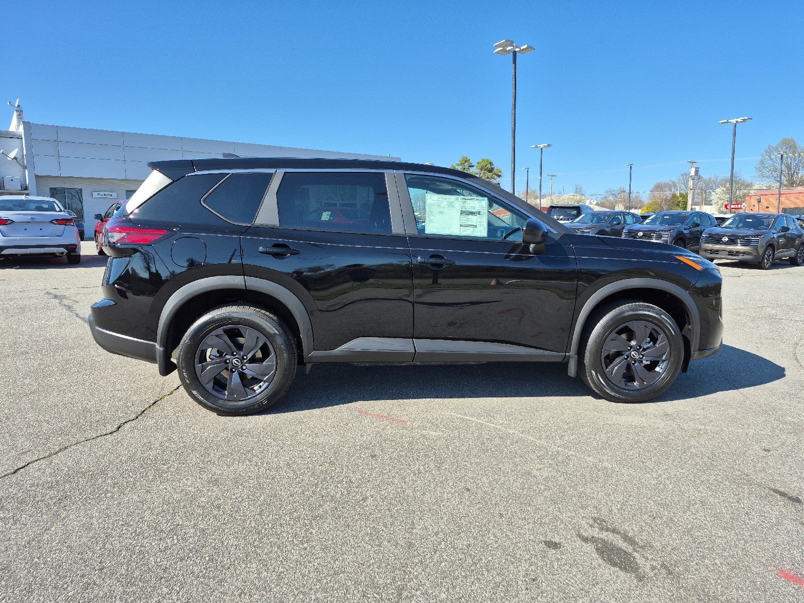 2026 Nissan Rogue SV