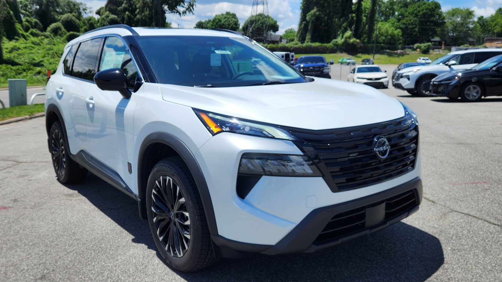 2026 Nissan Rogue Dark Armor™