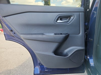 2027 Nissan Rogue SV