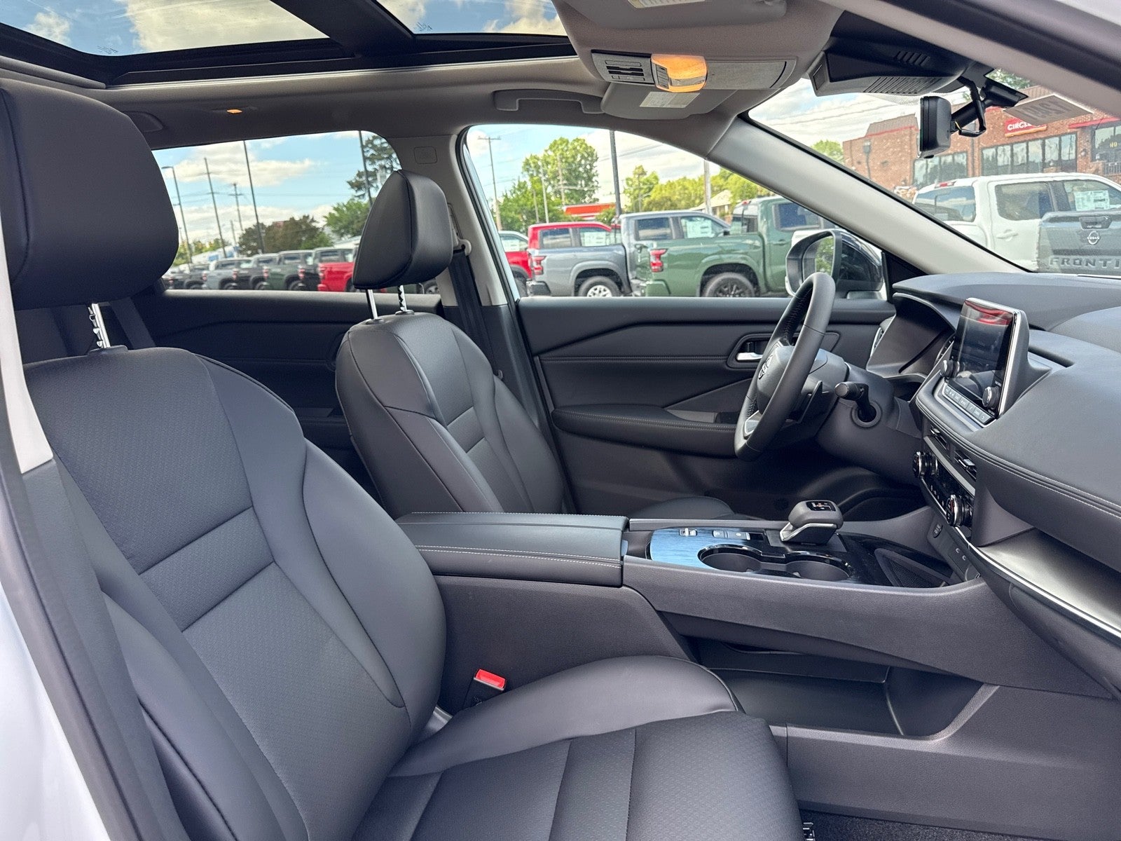 2026 Nissan Rogue Dark Armor™