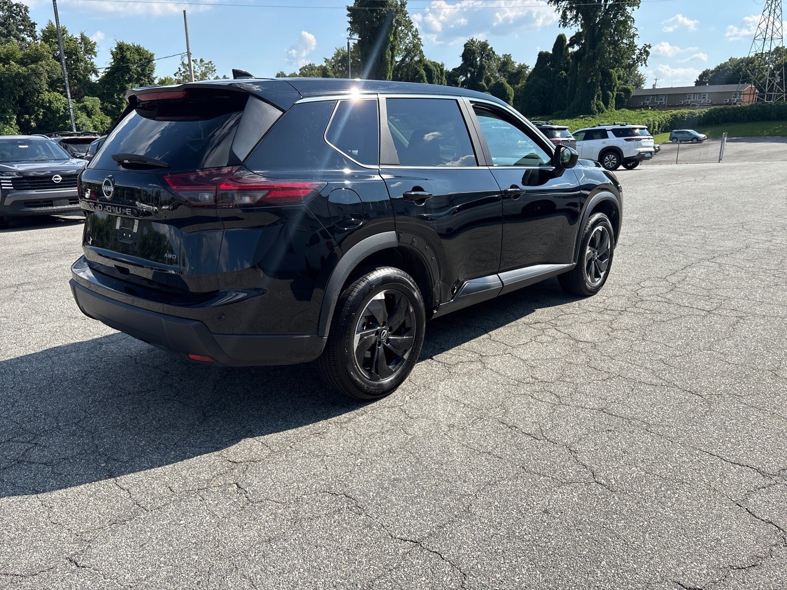 2025 Nissan Rogue SV