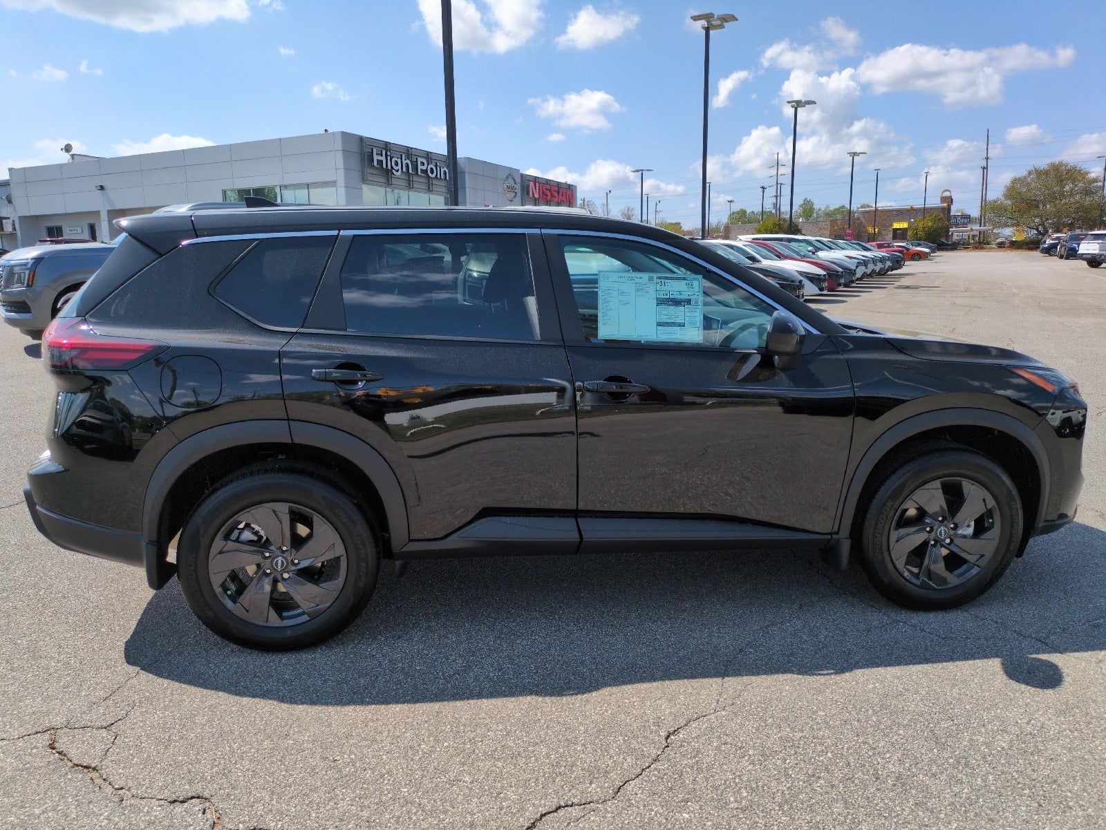 2026 Nissan Rogue SV