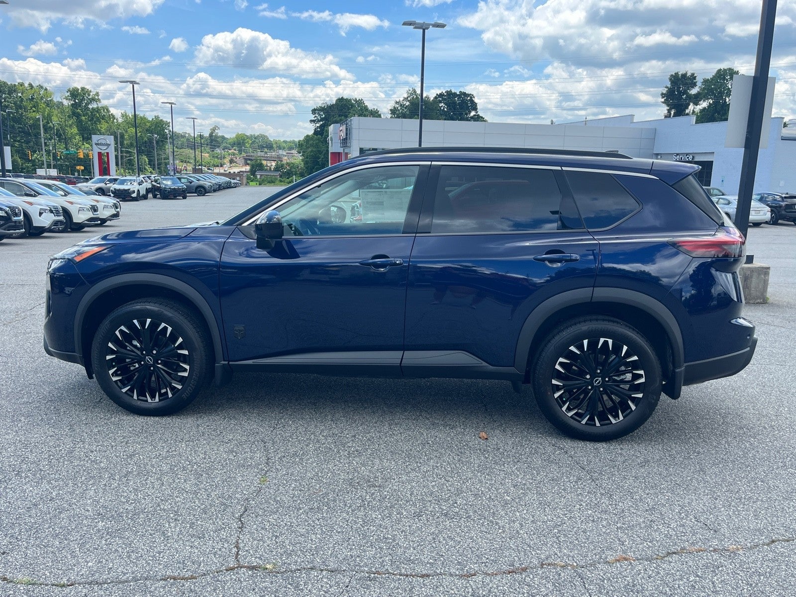 2026 Nissan Rogue Dark Armor™