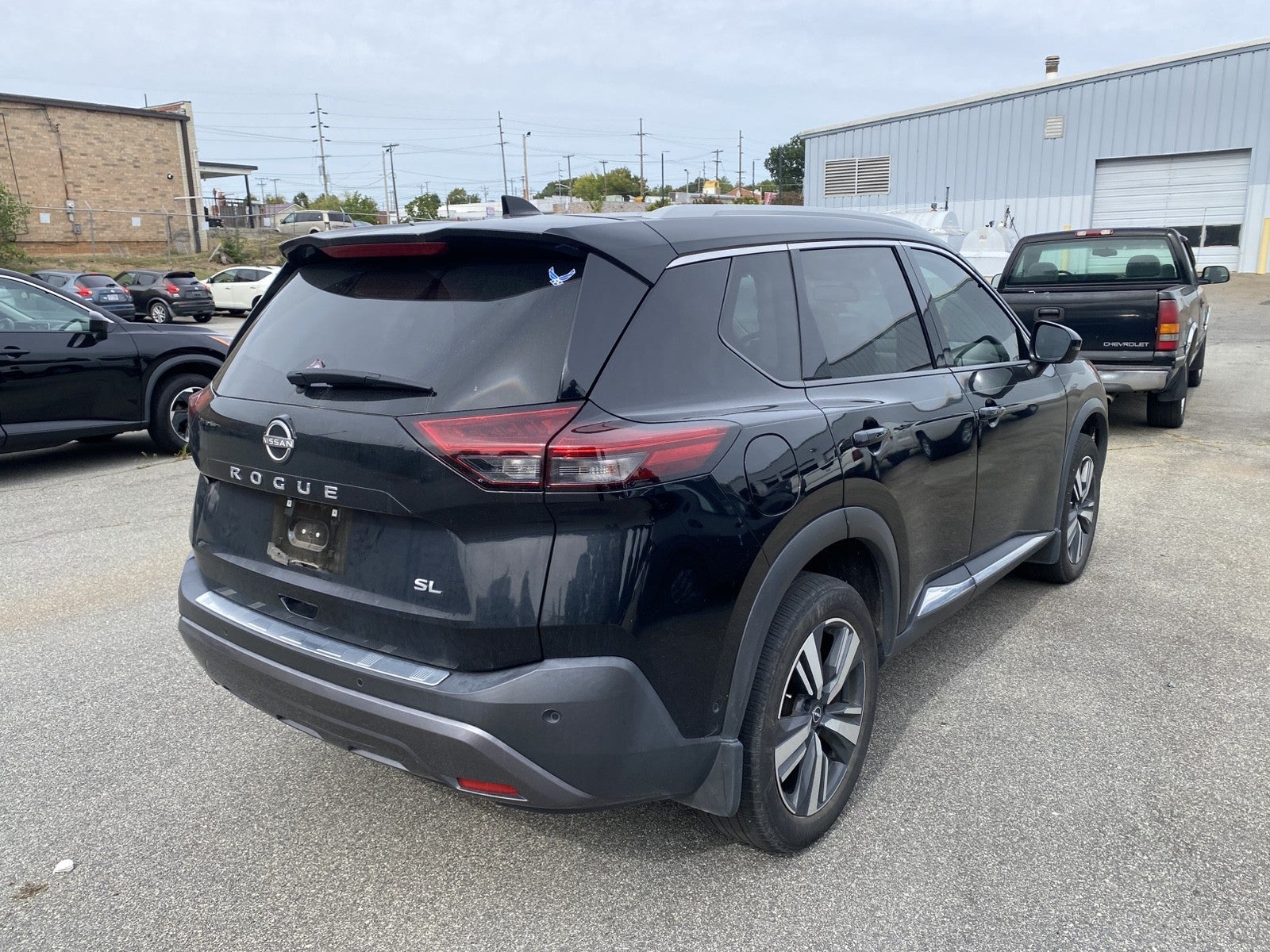 2023 Nissan Rogue SL