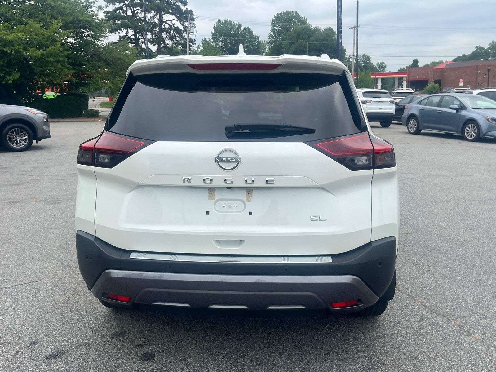 2023 Nissan Rogue SL