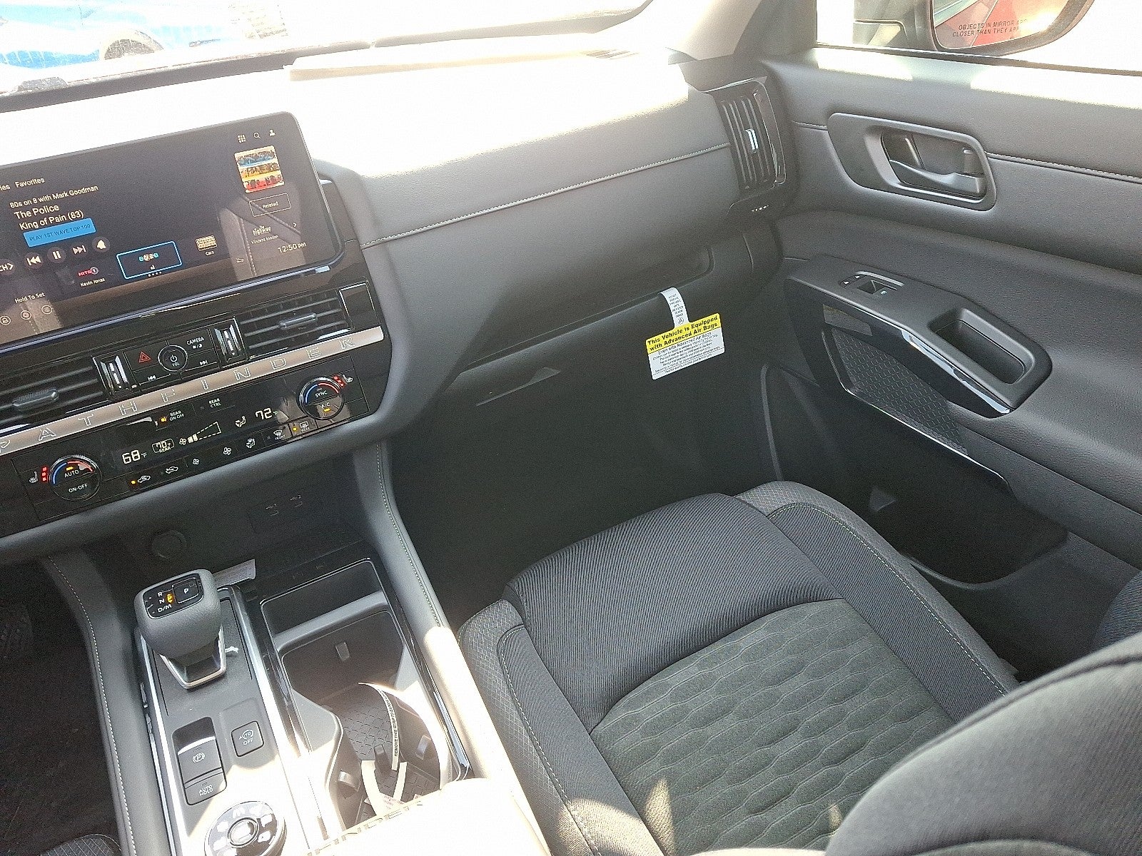 2026 Nissan Pathfinder SV