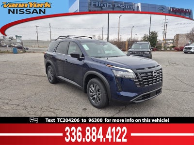 2026 Nissan Pathfinder SV