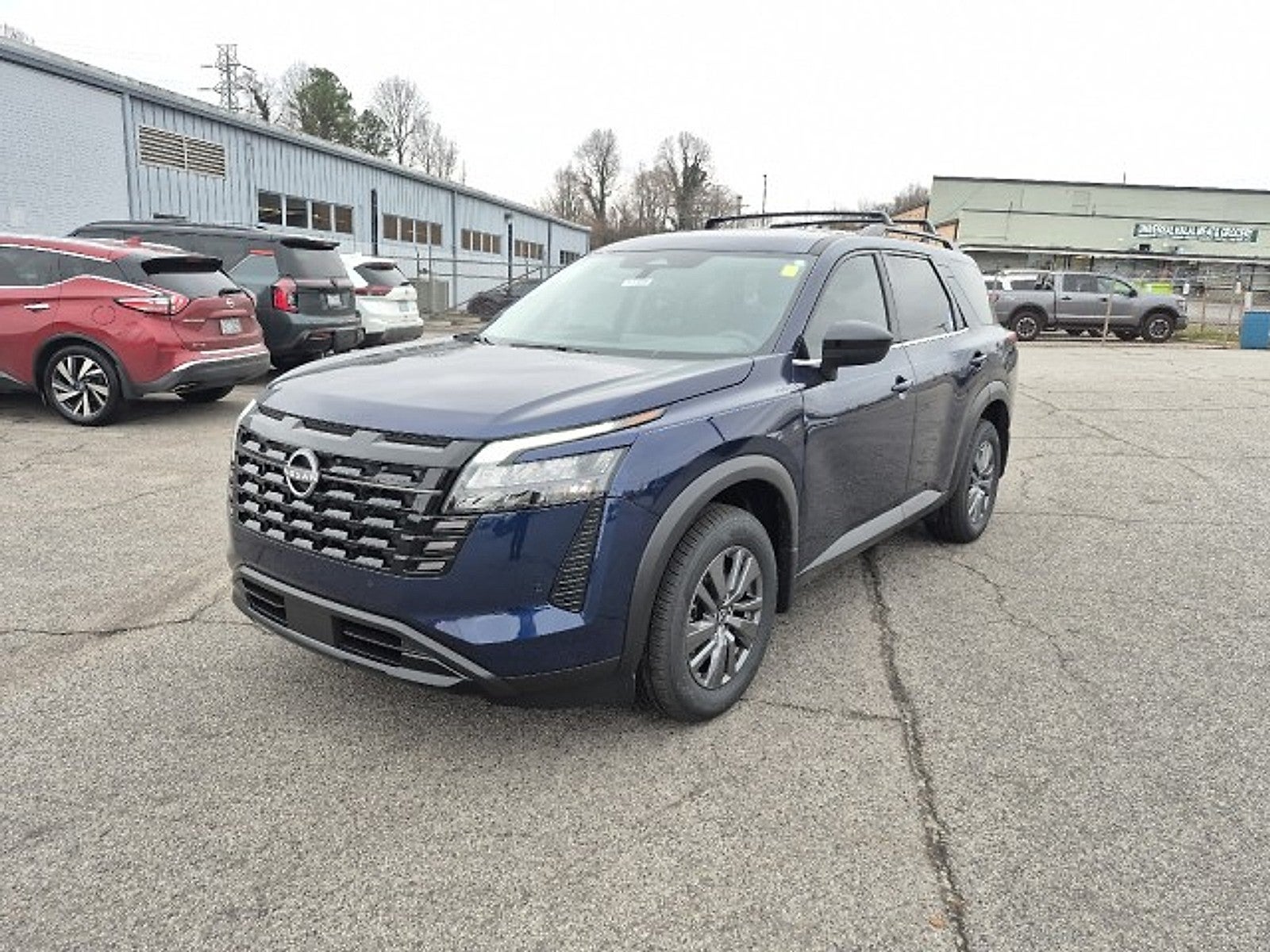 2026 Nissan Pathfinder SV