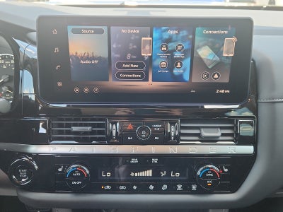 2026 Nissan Pathfinder SV