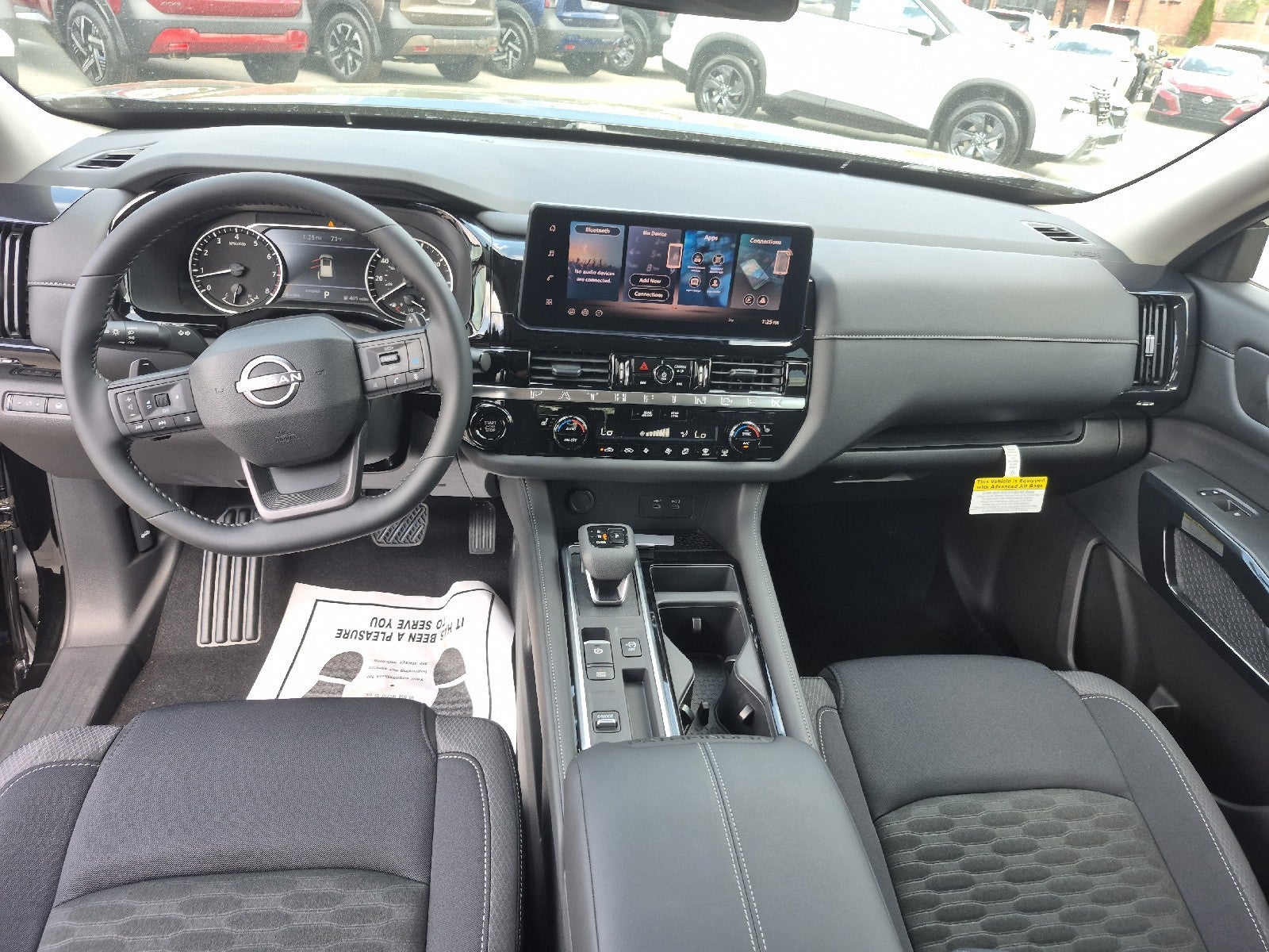 2026 Nissan Pathfinder SV