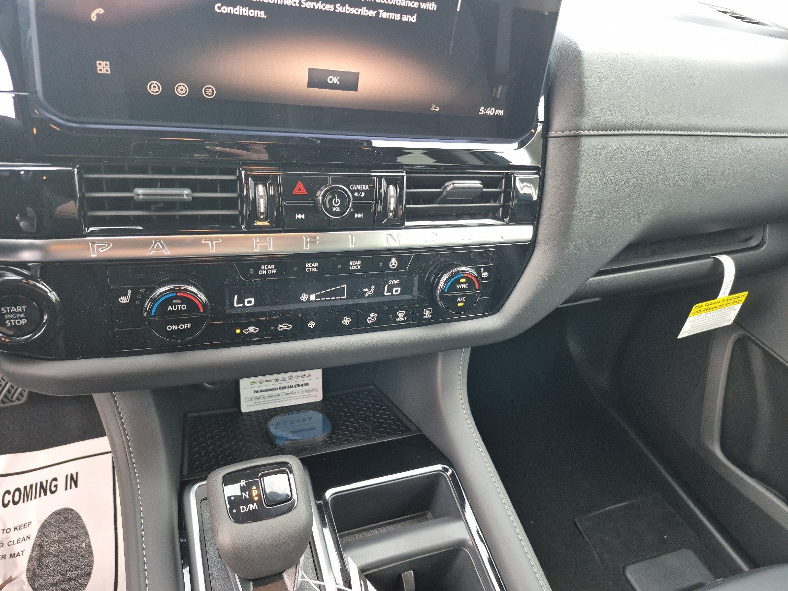 2026 Nissan Pathfinder SL