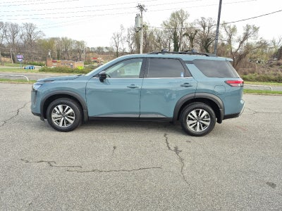 2026 Nissan Pathfinder SL