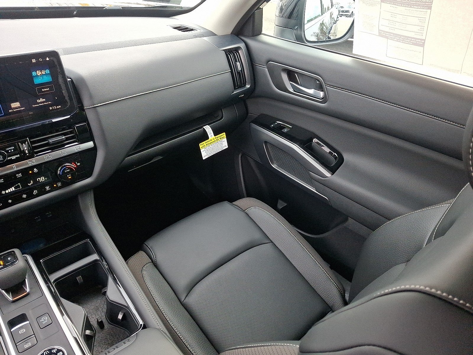 2026 Nissan Pathfinder SL