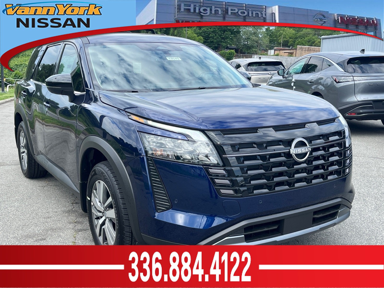 2026 Nissan Pathfinder SL