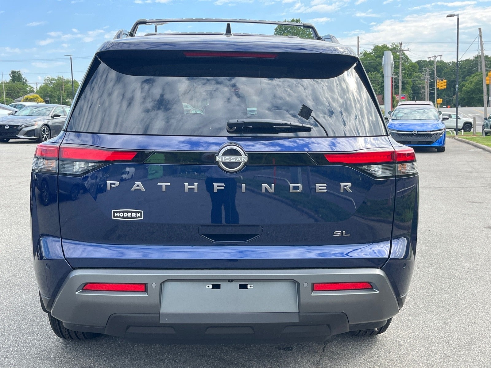 2026 Nissan Pathfinder SL
