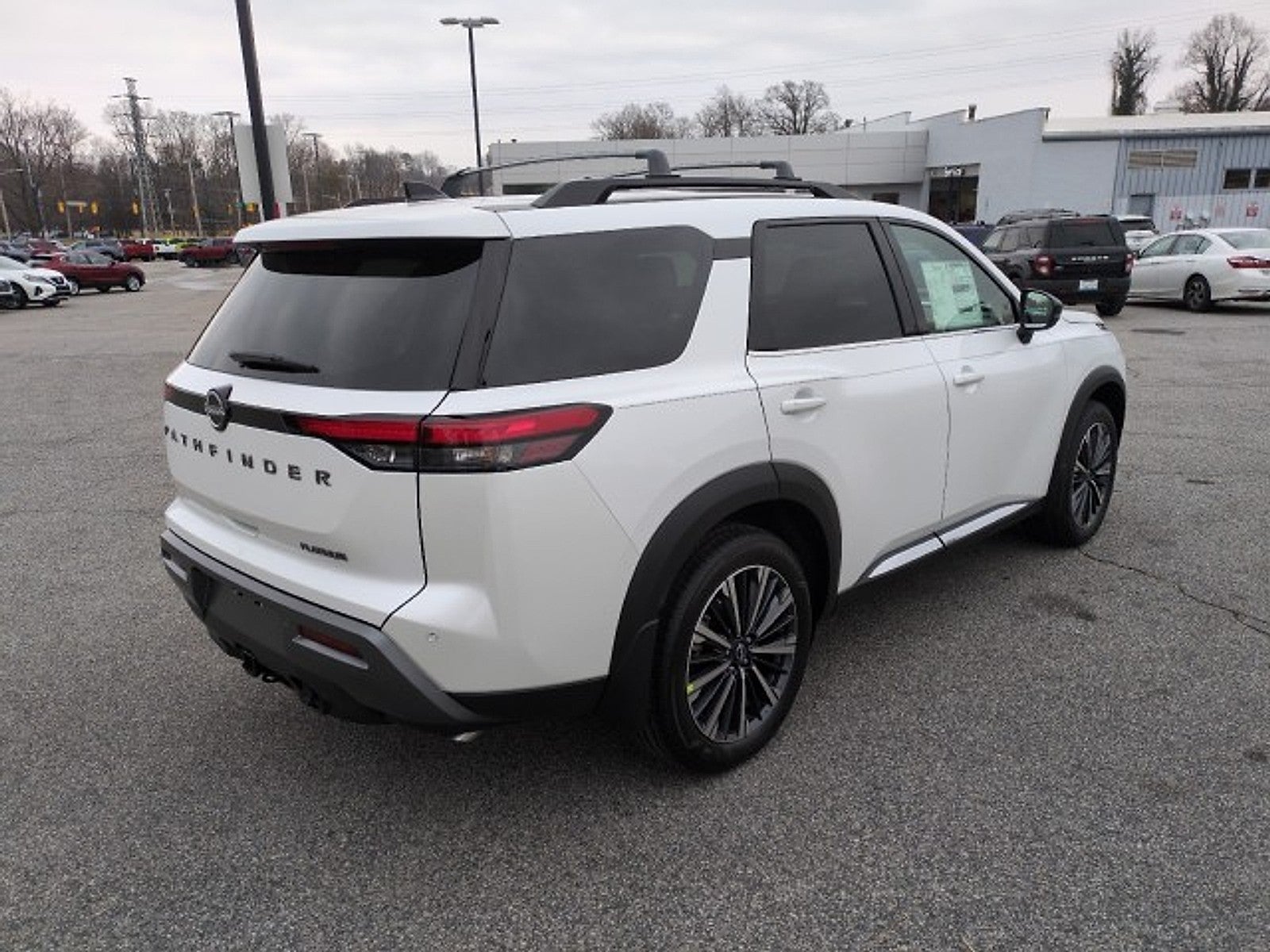 2026 Nissan Pathfinder Platinum