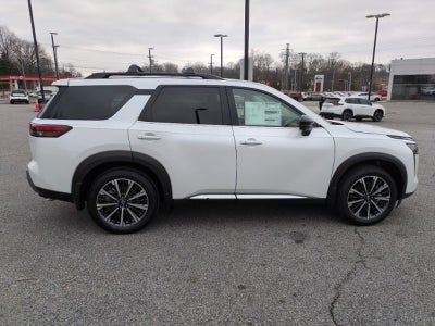 2026 Nissan Pathfinder Platinum